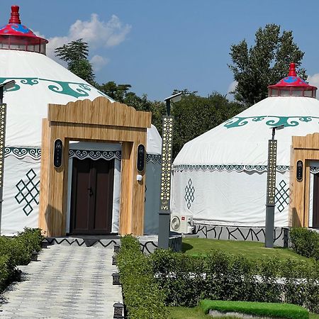 Iyi Luxury Inn Swat Saidu Sharif Exterior photo
