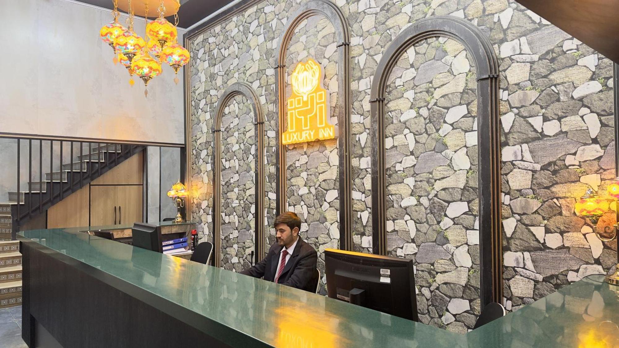 Iyi Luxury Inn Swat Saidu Sharif Exterior photo