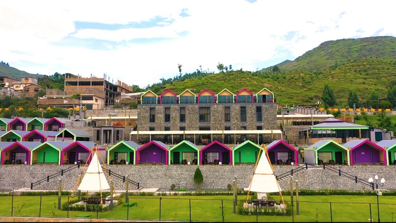 Iyi Luxury Inn Swat Saidu Sharif Exterior photo